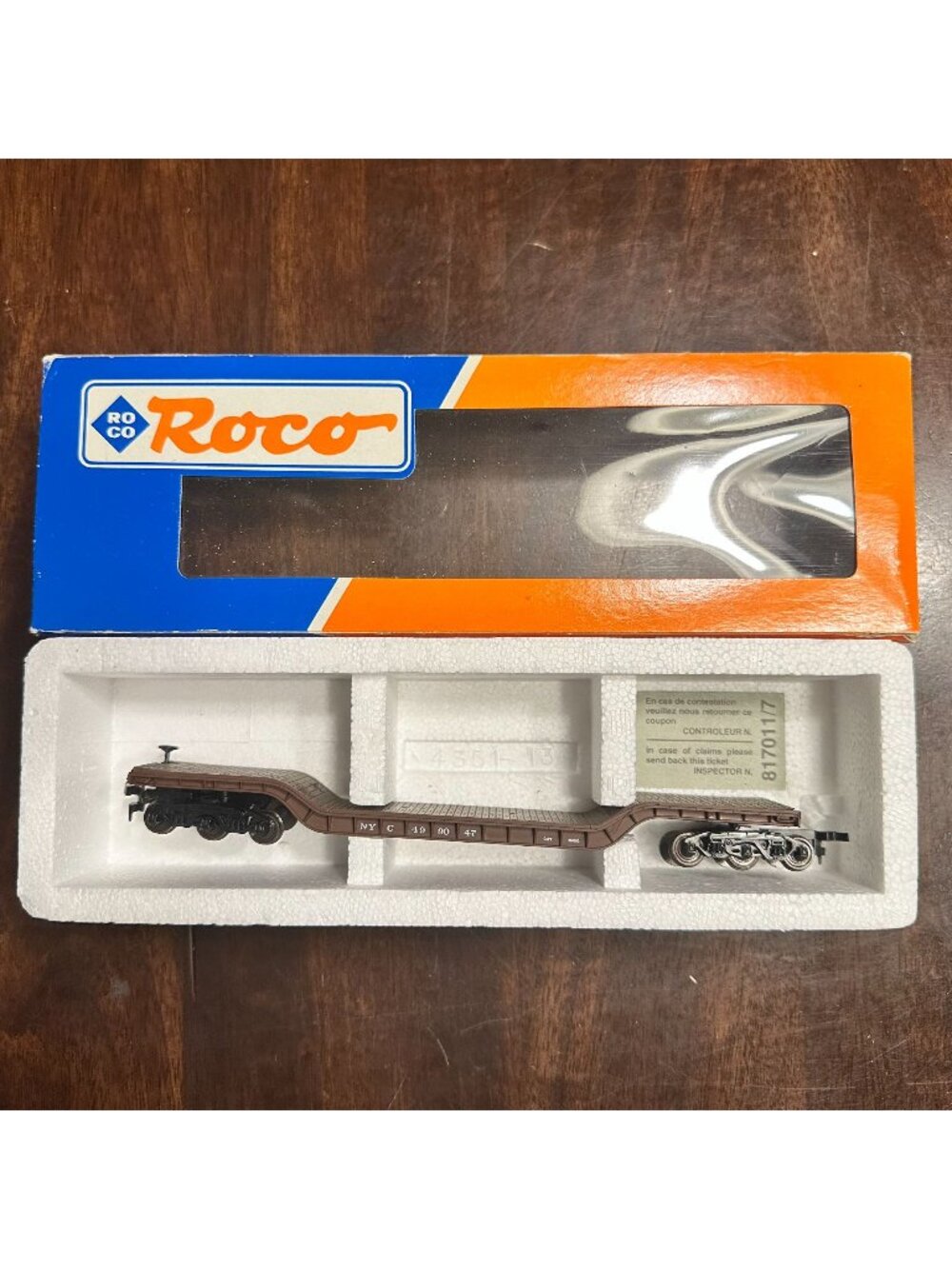 Roco HO Scale 48991 Brown Heavy Duty Flat Car With Load In Original Box